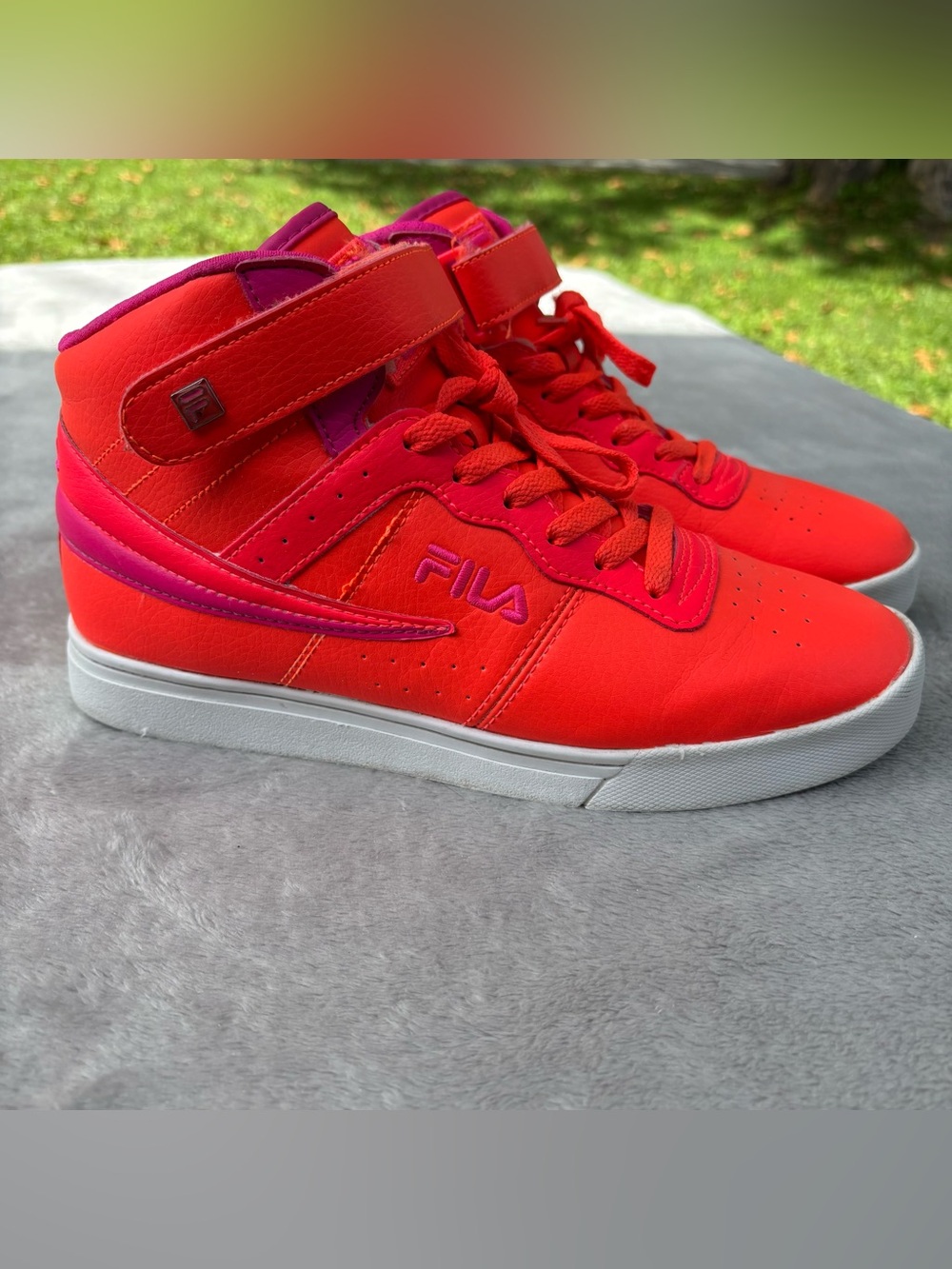 Fila Vulc Womens Shoes Size 9 Sneakers Hot Pink Neon High Top Good Condition